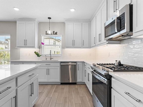 3rd image of 5351 BRIDGE STREET #42