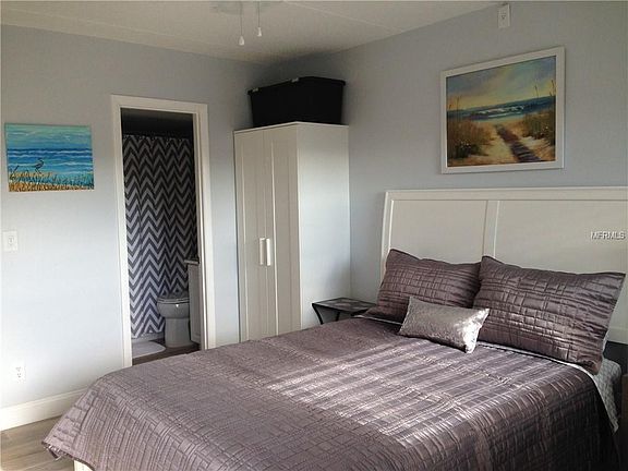 4th image of 908 Villas Dr Unit 77