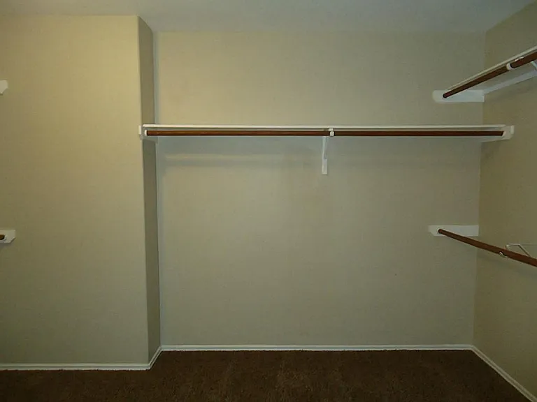 11047 Knobbley Oak Ct — Photo 29