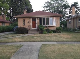 6049 Elm St, Morton Grove, IL 60053