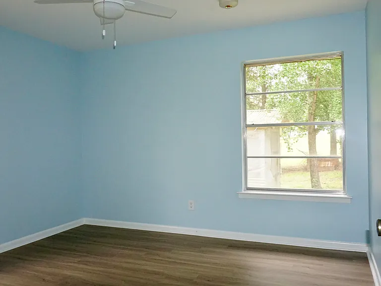852 Hoyt Rd — Photo 14