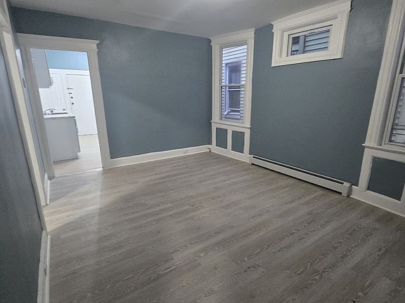 3rd image of 11 Linden Ave #C3
