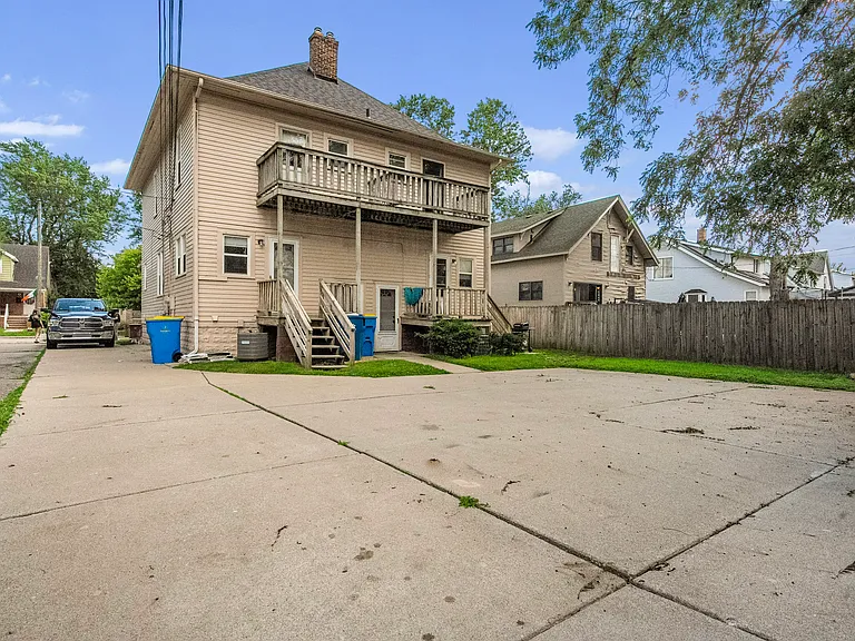 35324 Chestnut St — Photo 35