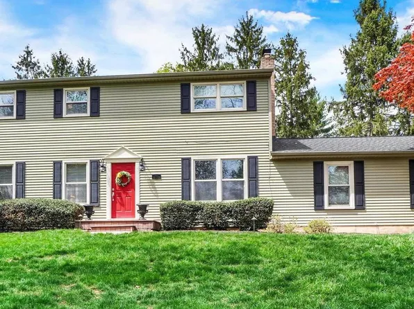 25 Wedgewood Cir, Etters, PA 17319