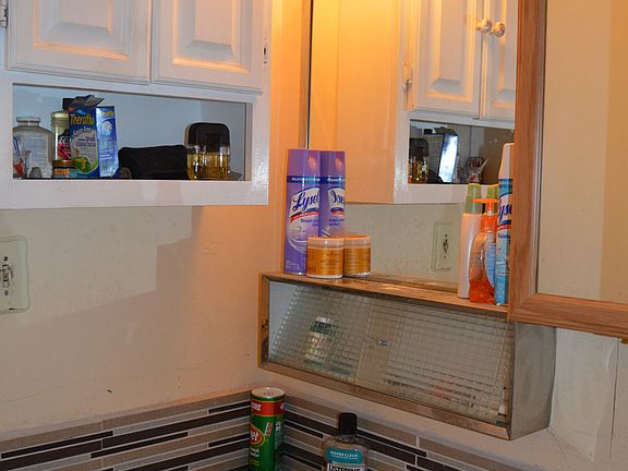 5th image of 1021 And 1025 Alvarado Dr SE