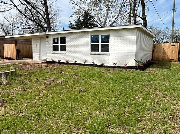 1217 Gladiolus St, Bossier City, LA 71112