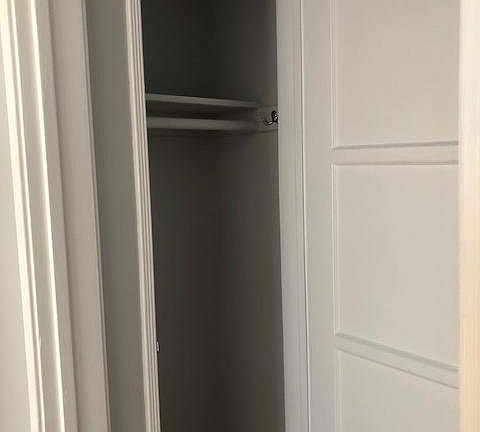 5th image of 1305 N Buena Vista St Unit D
