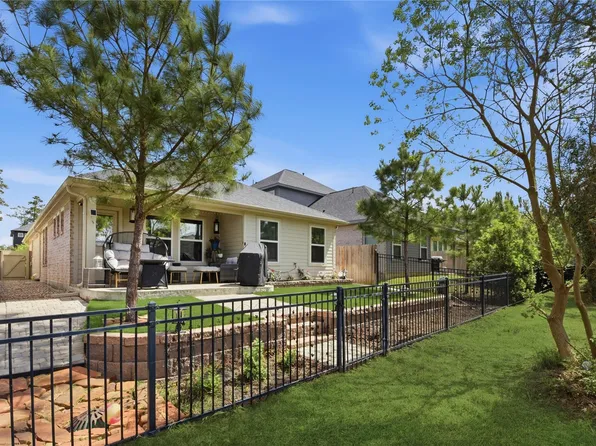 40526 Berylline Ln, Magnolia, TX 77354