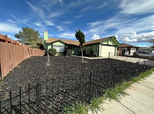 37858 Silk Tree Ln, Palmdale, CA 93550