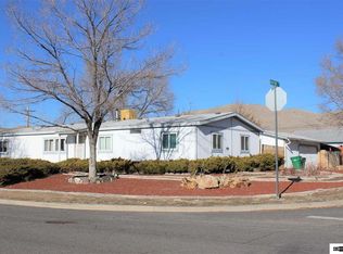 17305 Sunbird Ln, Reno, NV 89508