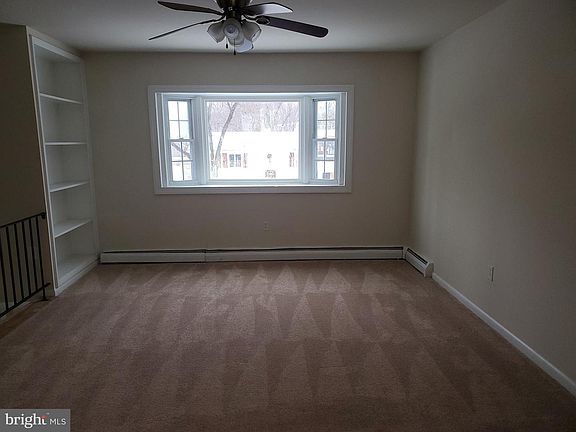 2nd image of 4229 Hoffman Dr