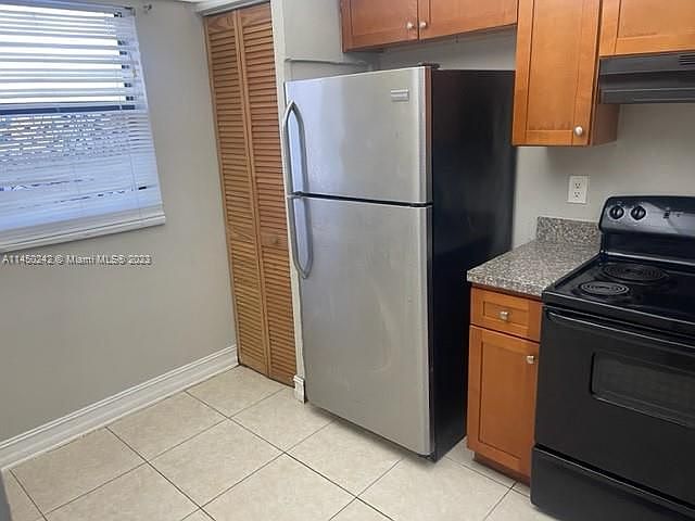 1st image of 20725 NE 8th Ct APT 106