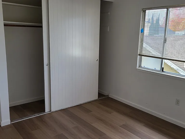 1820 Santa Clara Ave — Photo 13