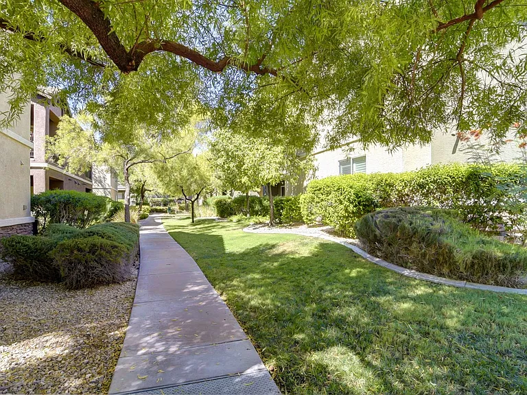 8324 W Charleston Blvd #2056 — Photo 13