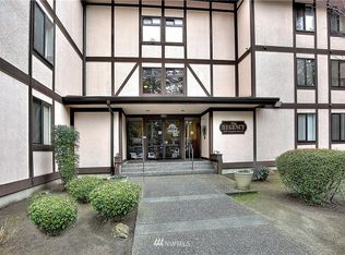 4601 Grandview Dr W UNIT R106, University Place, WA 98466