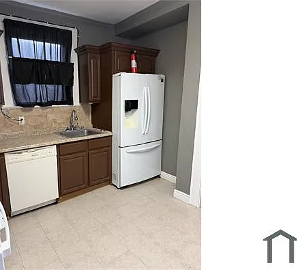 185 Linden Ave — Photo 7