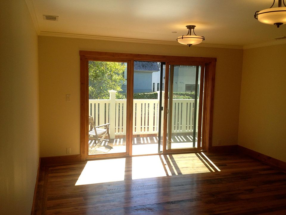 1st image of 1007 Capuchino Ave