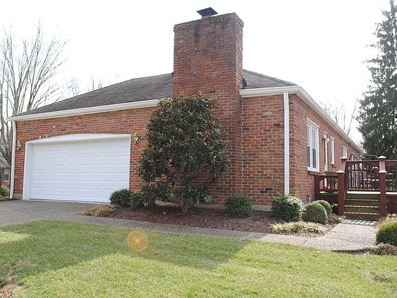 4th image of 500 Langholm Pl