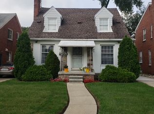 8860 W Outer Dr, Detroit, MI 48219