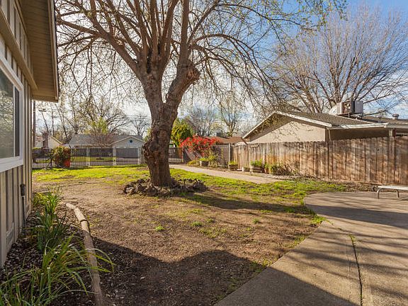 2nd image of 7020 Sacramento Dr