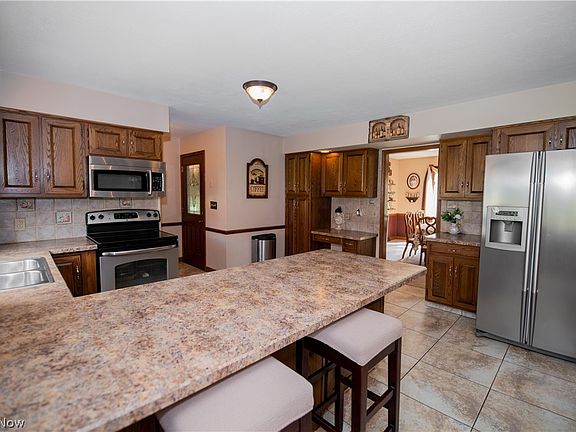 5th image of 3656 Tippecanoe Pl