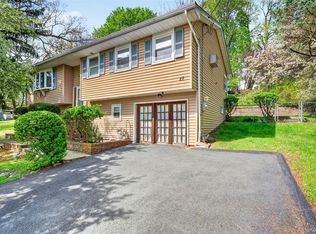 27 Hastings Ln, Stony Pt, NY 10980