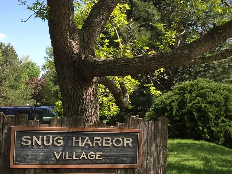Snug Harbor