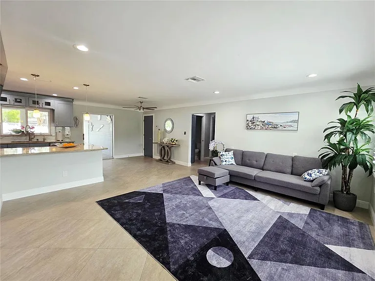 3435 Overlook Dr NE — Photo 8