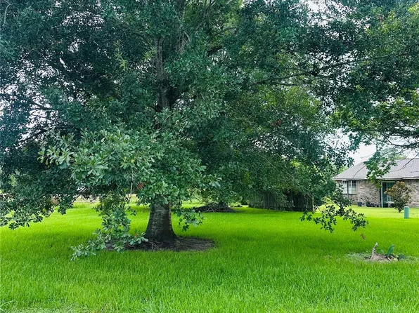 0 Carey Dr, Angleton, TX 77515
