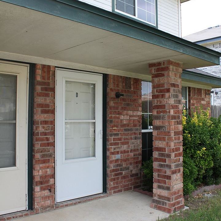 1st image of 4504 Mattie Dr APT D
