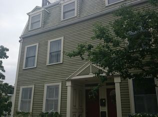 29 Cross St, Charlestown, MA 02129
