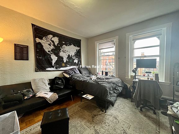 2nd image of 40 Anderson St APT 19