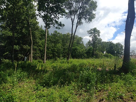 3rd image of 701 West Shore Dr