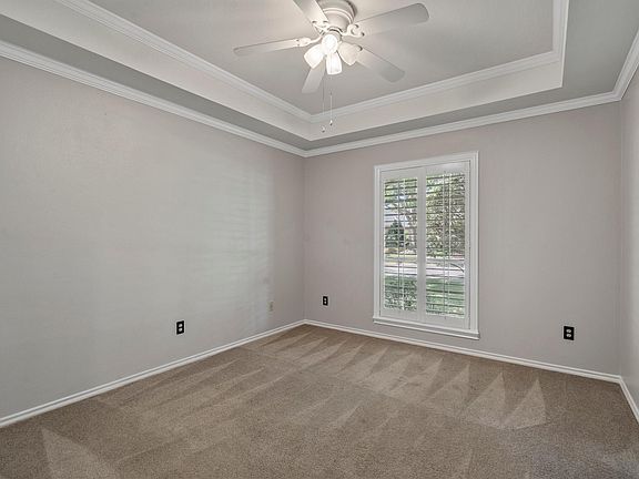2nd image of 1419 Sweet Gum Cir