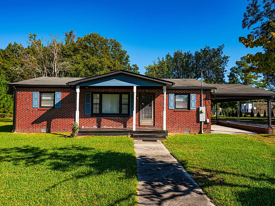 1800 Moore Ave