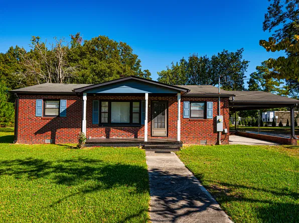 1800 Moore Ave, New Bern, NC 28562