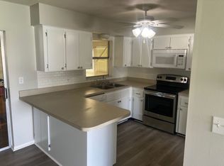 227 Swallow Ave, Sebring, FL 33870