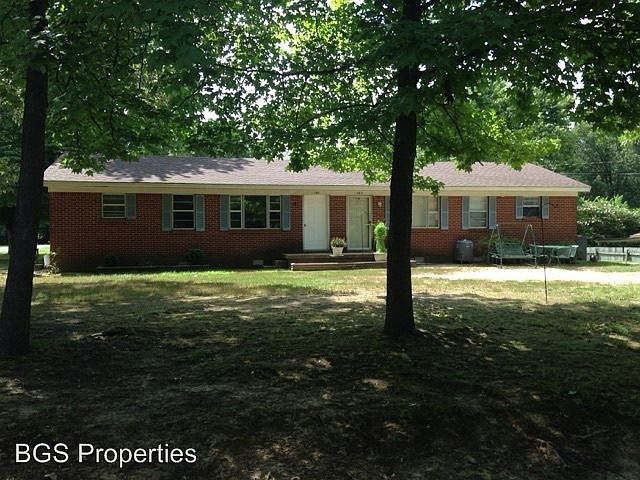 1st image of 103 Crawford Ave #101