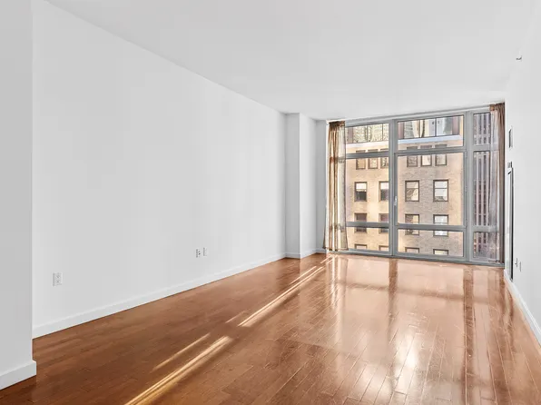 1600 Broadway 17A image 1 of 5