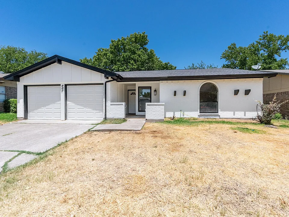 805 Salem Dr