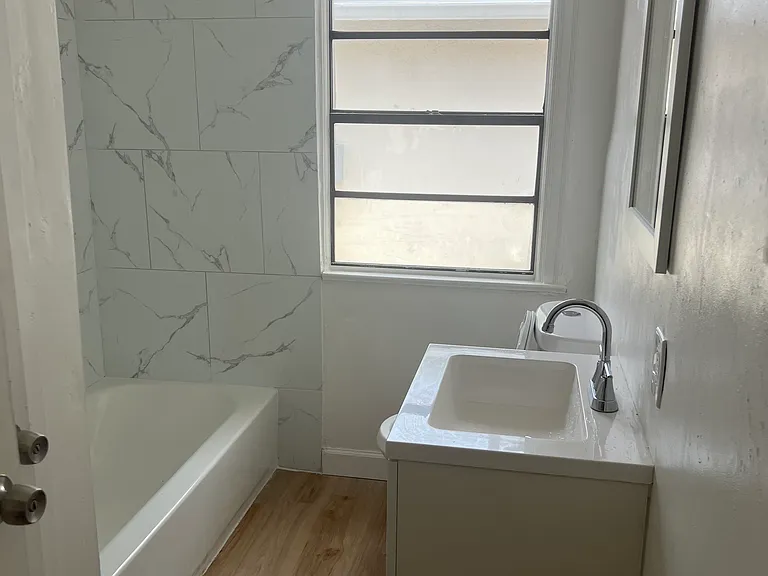 443 Wilder St #443 — Photo 5