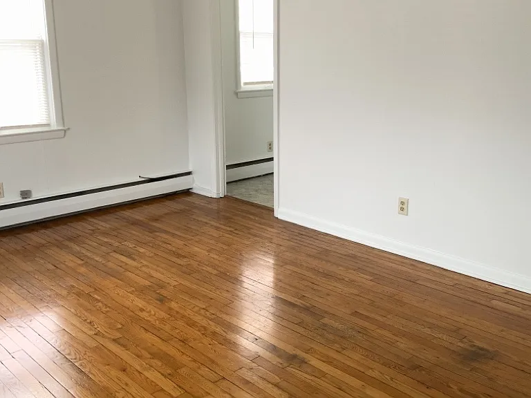 1006 Broadway St — Photo 76