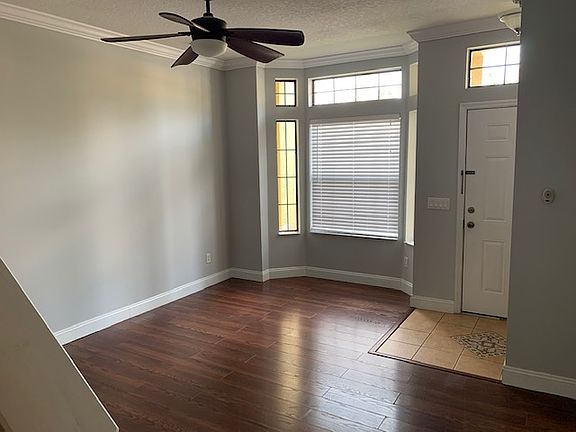 3rd image of 6013 Scotchwood Gln APT 20