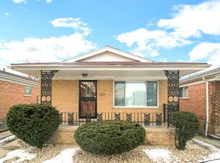 9543 S La Salle St, Chicago, IL 60628