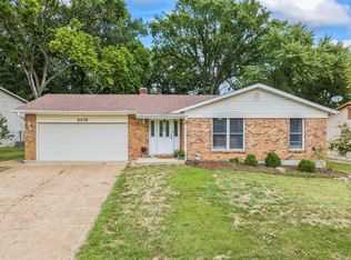 2035 Parkton West Dr, Barnhart, MO 63012