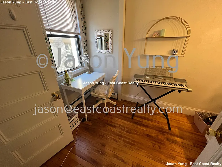 72 Gardner St #A2 — Photo 6