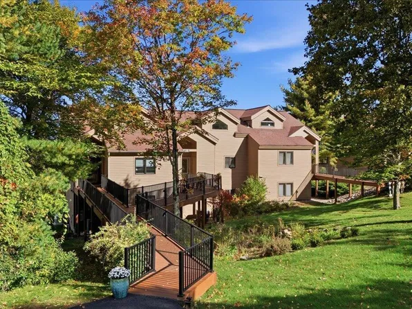 59 Top Of The World Road, Lake George, NY 12845