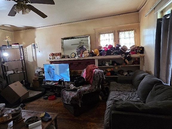 5th image of 156 W Princeton Ave