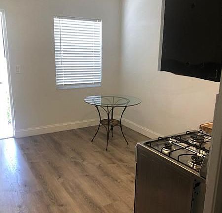 4th image of 715 N 4th St APT 1