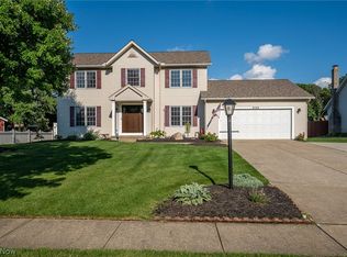 9725 Woodhurst Dr, Strongsville, OH